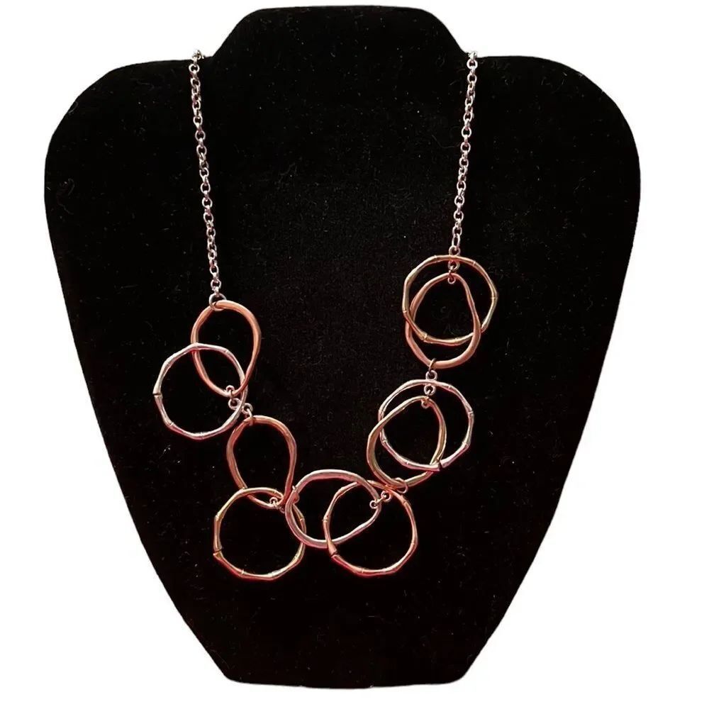 Unbranded copper & silver colored multi circle necklace EUC